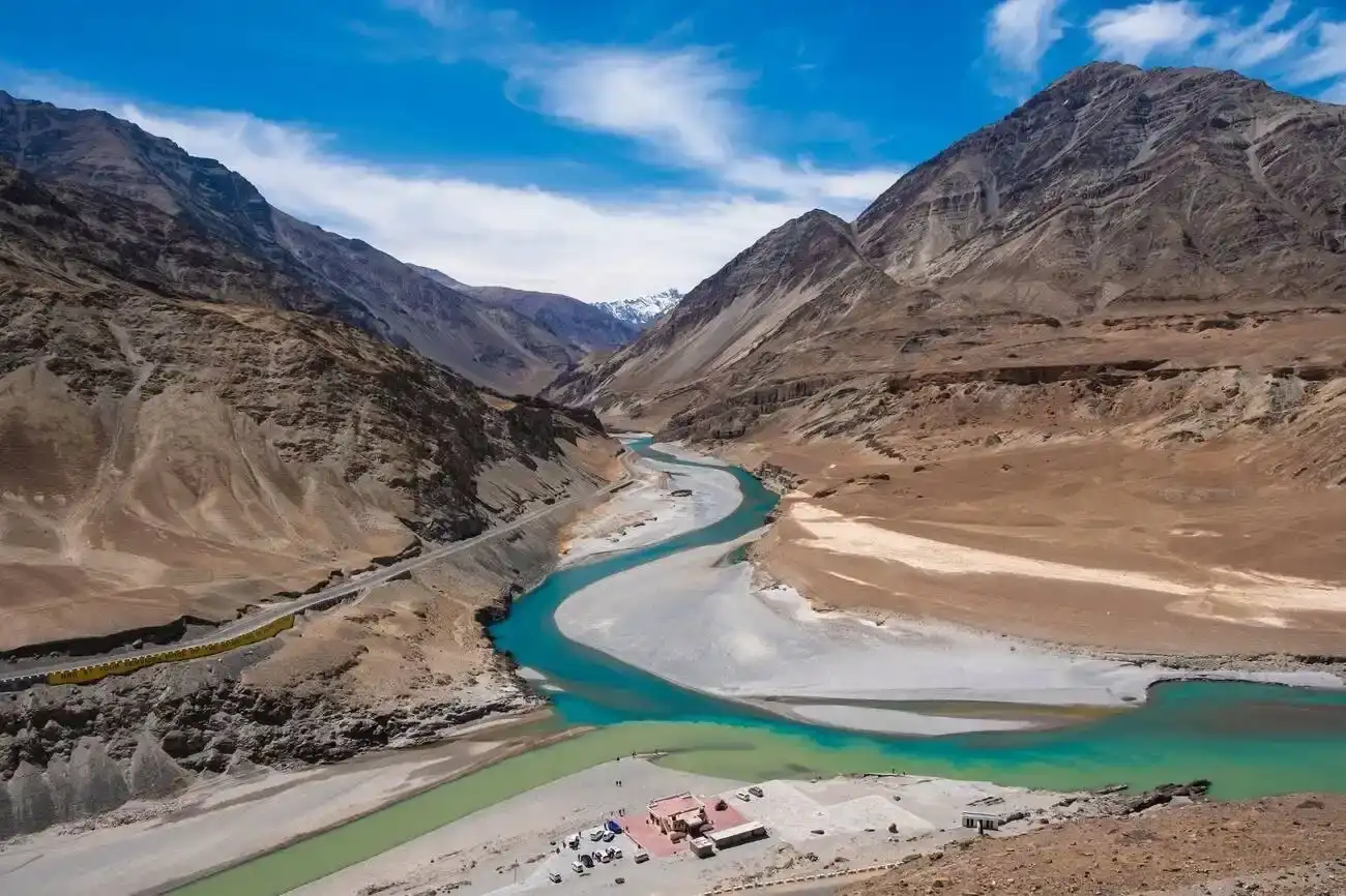 Delhi-Manali–Srinagar with Turtuk ride moments