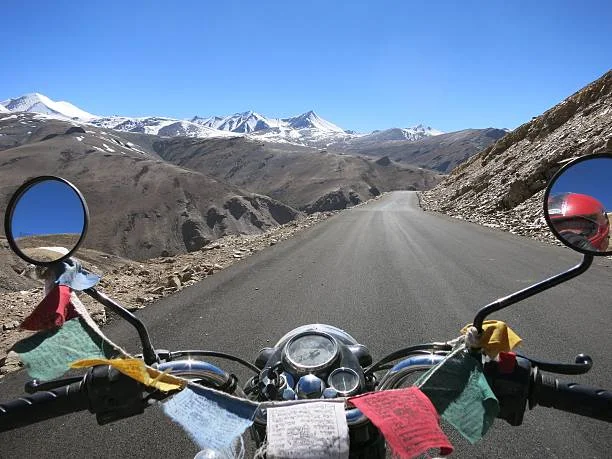 Conquering the Roads to Leh: The Ultimate Ladakh Bike Trip Experience